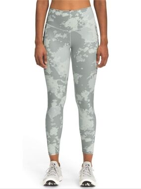 The North Face Motivation Gray High Rise Pocket 7/8 Tight Leggings